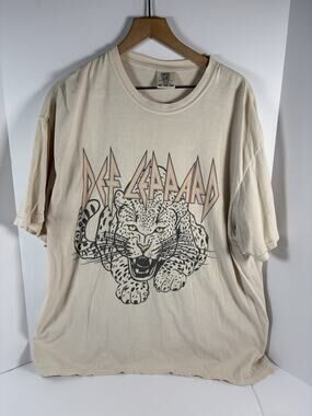 Def Leppard Leopard Graphic Band T Shirt Mens 2XL Comfort Colors Rock Tee